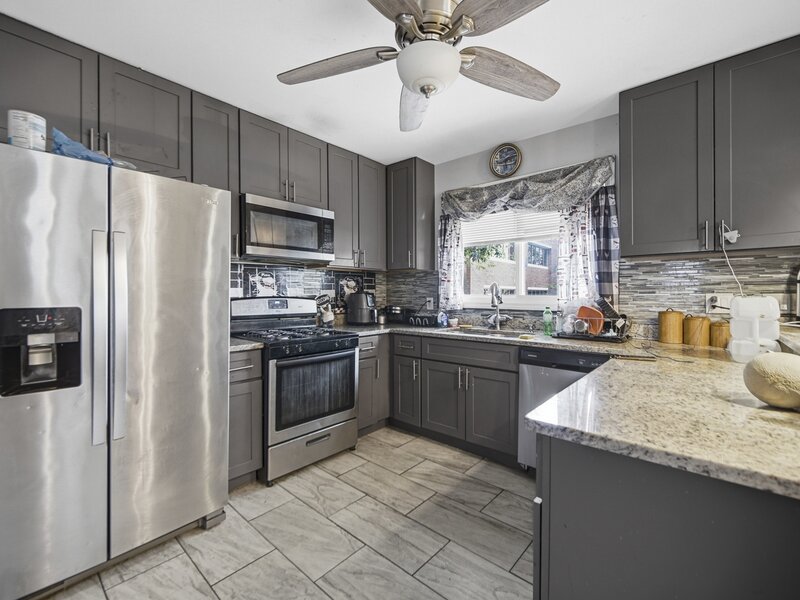16230 Lowell Avenue South Holland IL 60473
