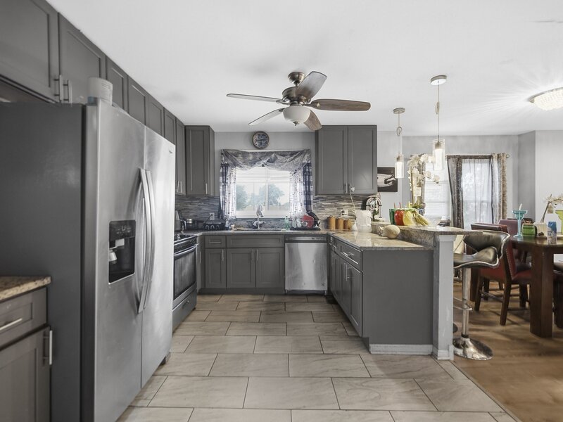 16230 Lowell Avenue South Holland IL 60473