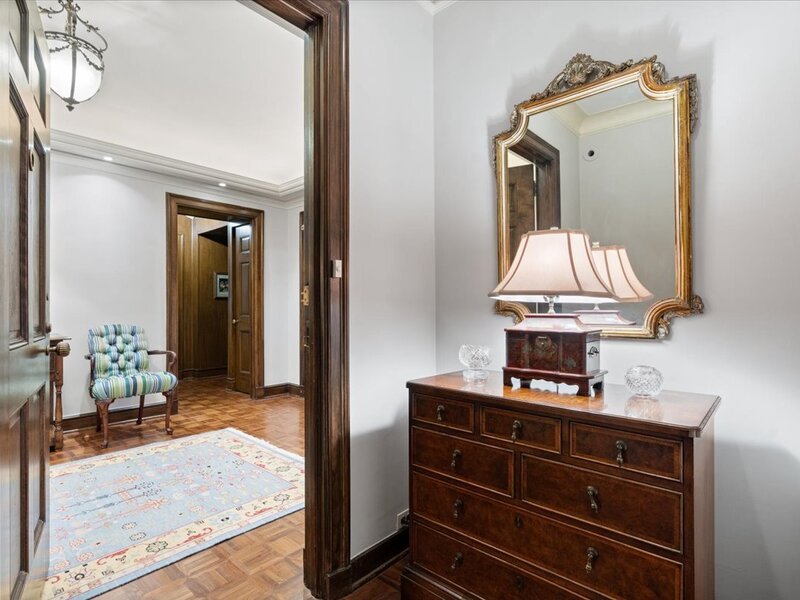 1325 N Astor Street Chicago IL 60610