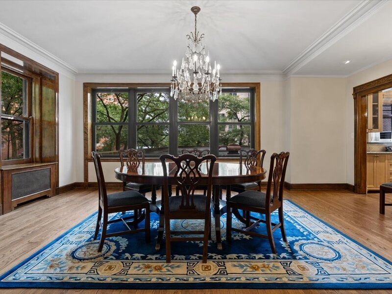 1325 N Astor Street Chicago IL 60610
