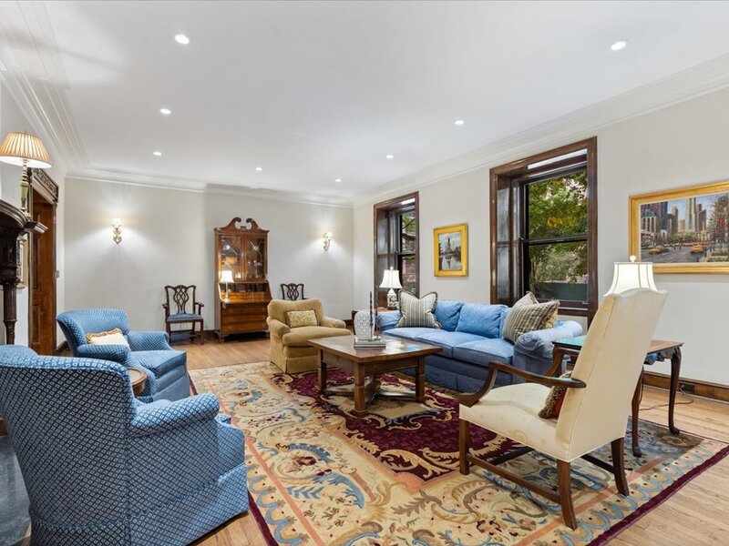 1325 N Astor Street Chicago IL 60610