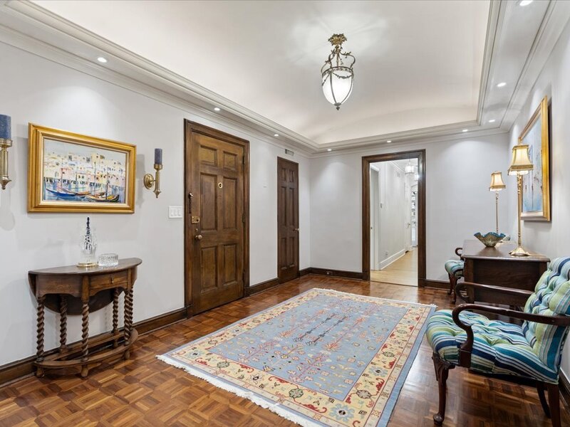 1325 N Astor Street Chicago IL 60610