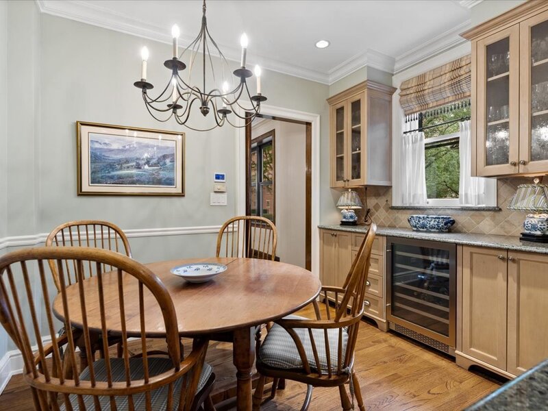 1325 N Astor Street Chicago IL 60610