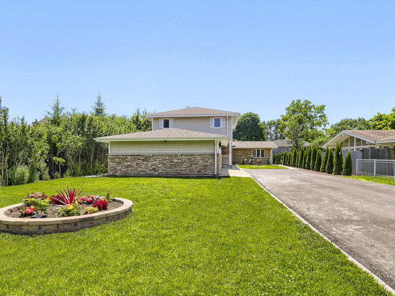 1325 E Lake Avenue Glenview IL 60025