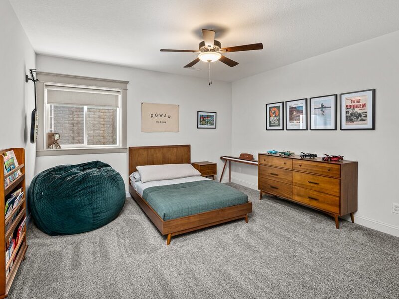 632 Holmes Street Bettendorf IA 52722