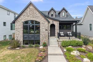 Photo of 632 Holmes Street Bettendorf IA 52722