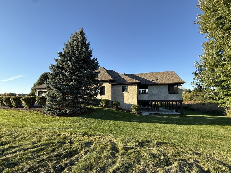 1311 E Longwood Drive Woodstock IL 60098