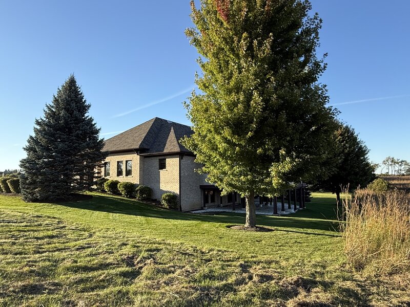 1311 E Longwood Drive Woodstock IL 60098