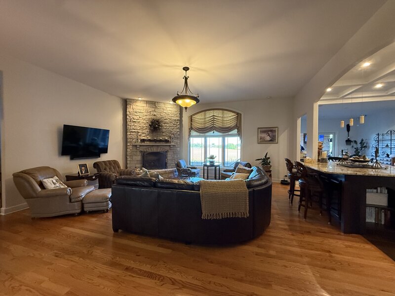 1311 E Longwood Drive Woodstock IL 60098