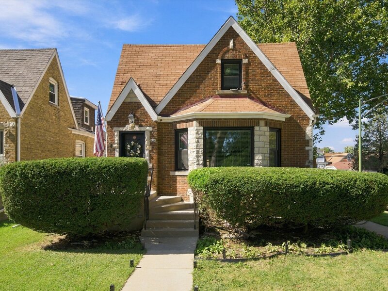 3066 N Nordica Avenue Chicago IL 60634