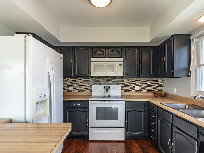 103 Hickory Drive Lindenhurst IL 60046