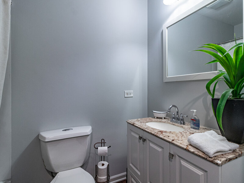 103 Hickory Drive Lindenhurst IL 60046