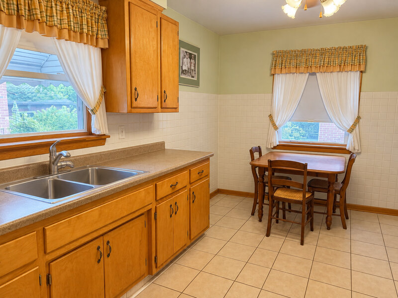 174 Linden Lane Chicago Heights IL 60411