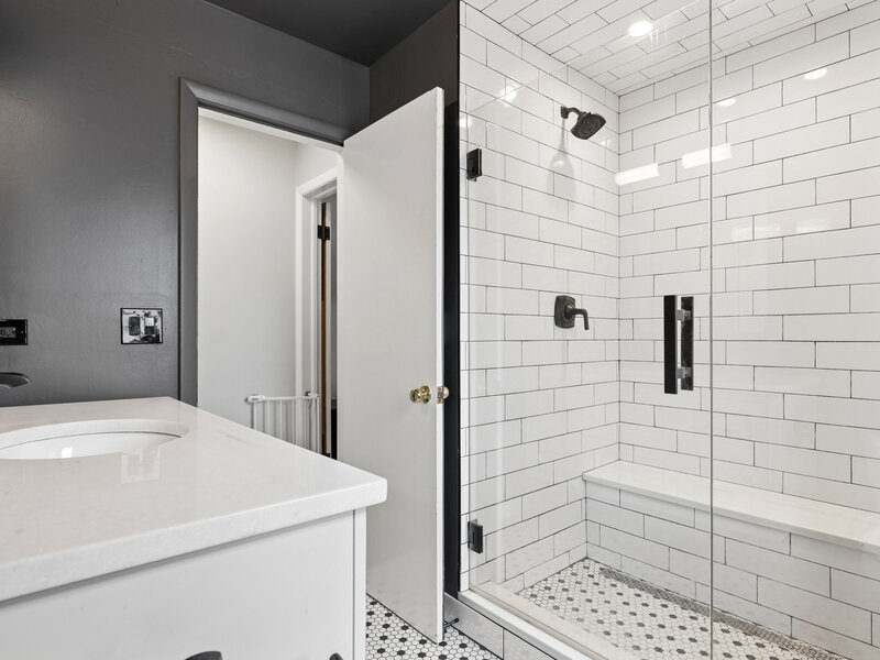 1095 Webster Lane Des Plaines IL 60016