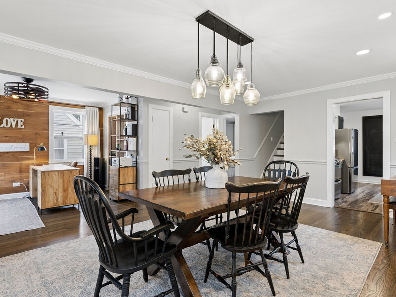 1095 Webster Lane Des Plaines IL 60016