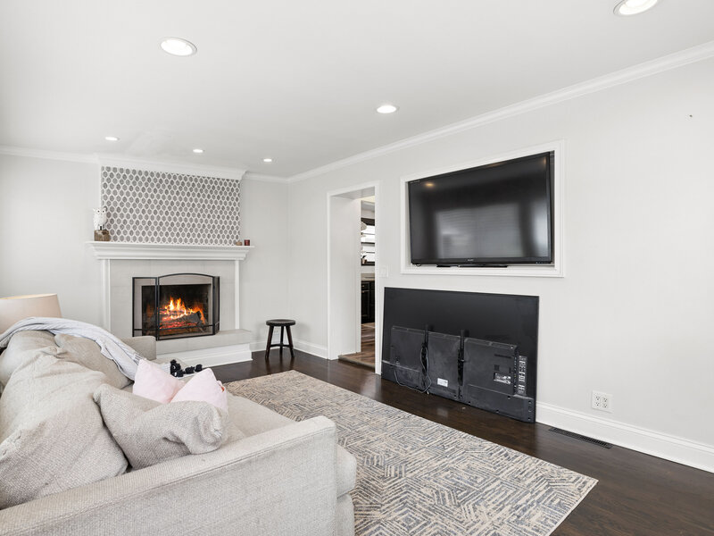 1095 Webster Lane Des Plaines IL 60016