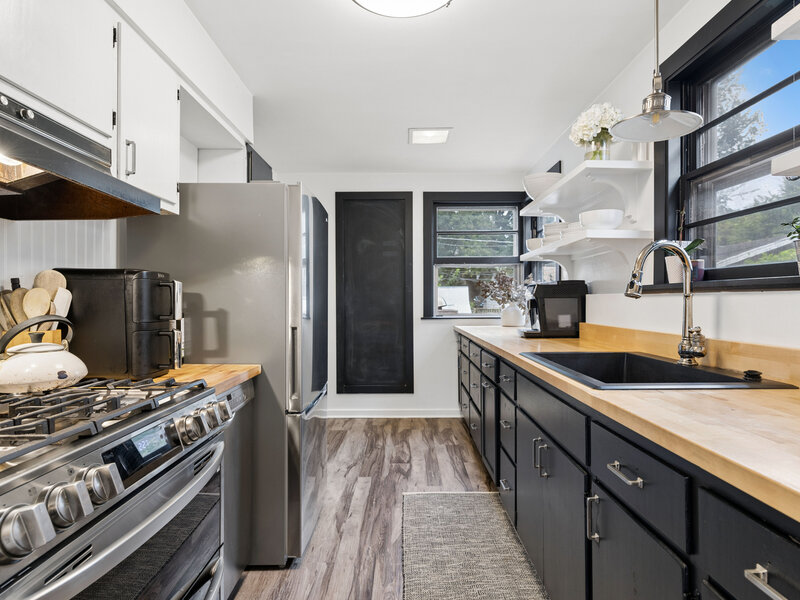 1095 Webster Lane Des Plaines IL 60016