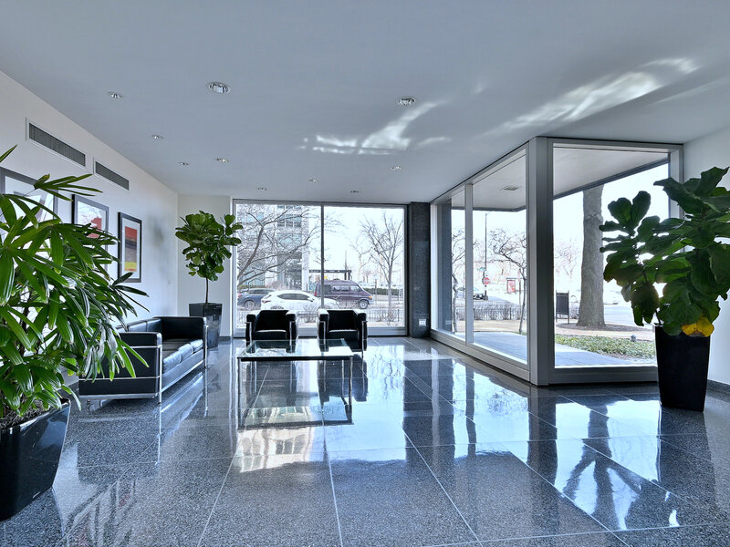 3440 N Lake Shore Drive Chicago IL 60657