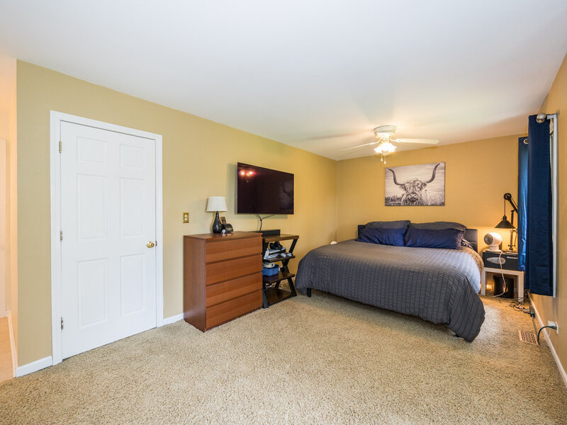7615 Bristol Court Woodridge IL 60517