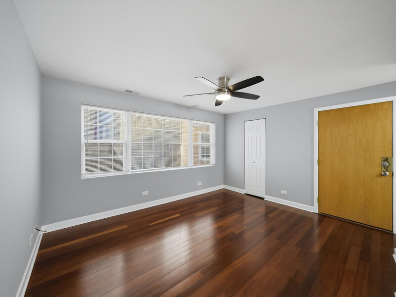 1937 W Pratt Boulevard Chicago IL 60626