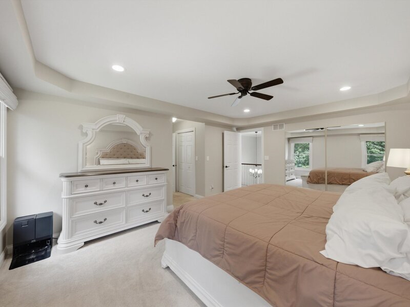 2523 Forest Court Lindenhurst IL 60046
