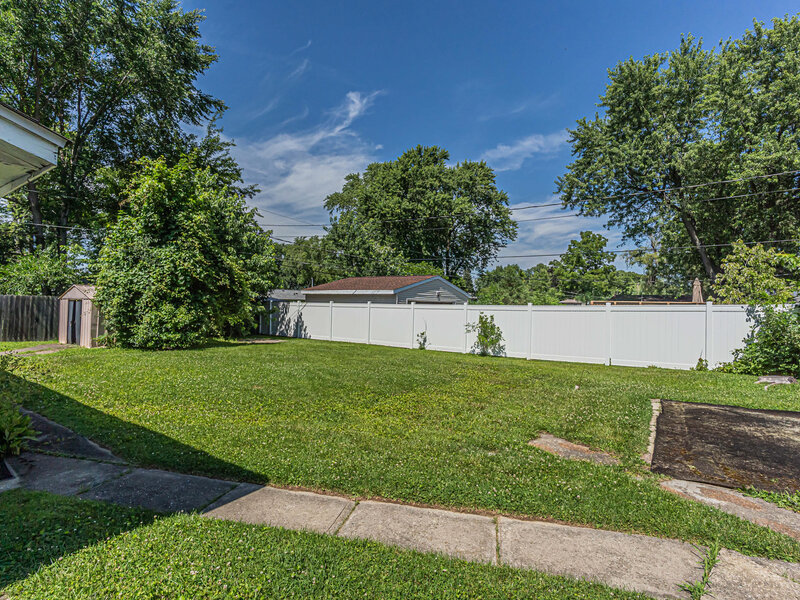 36672 N Traer Terrace Gurnee IL 60031