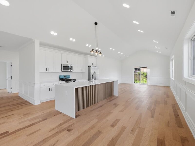 10718 S Worth Avenue Worth IL 60482