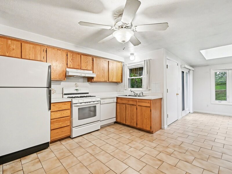 609 Tilipi Lane Schaumburg IL 60193