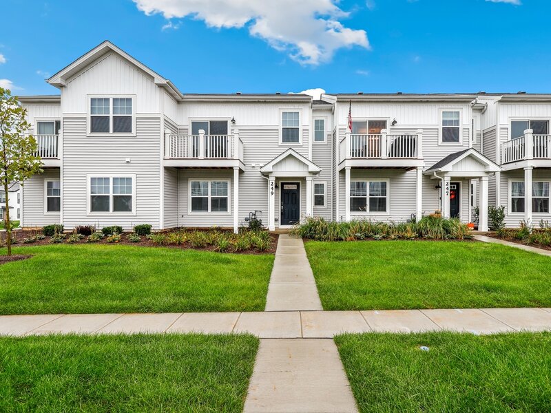 249 Kingsport Drive South Elgin IL 60177