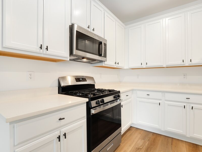 249 Kingsport Drive South Elgin IL 60177