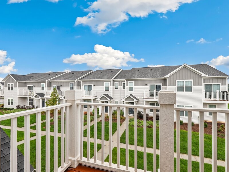 249 Kingsport Drive South Elgin IL 60177