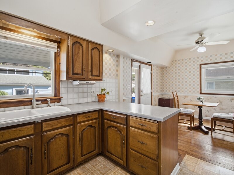 3831 N Octavia Avenue Chicago IL 60634