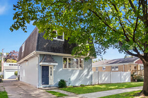 Photo of 3831 N Octavia Avenue Chicago IL 60634