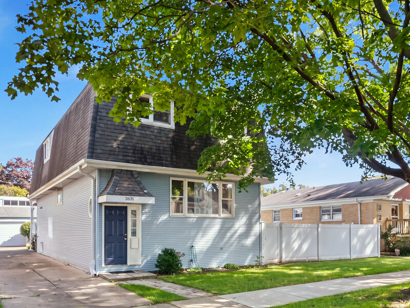 3831 N Octavia Avenue Chicago IL 60634