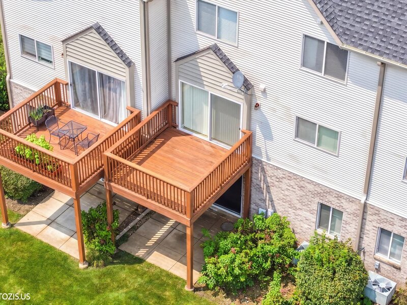 673 E Fountainview Drive Mundelein IL 60060