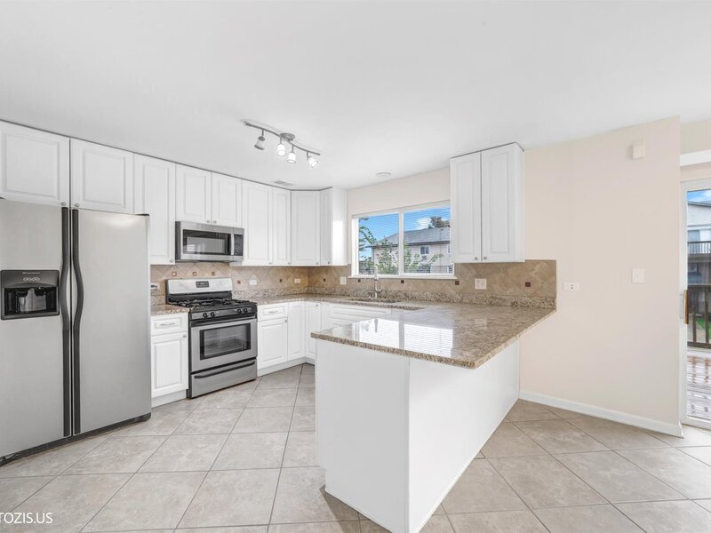673 E Fountainview Drive Mundelein IL 60060