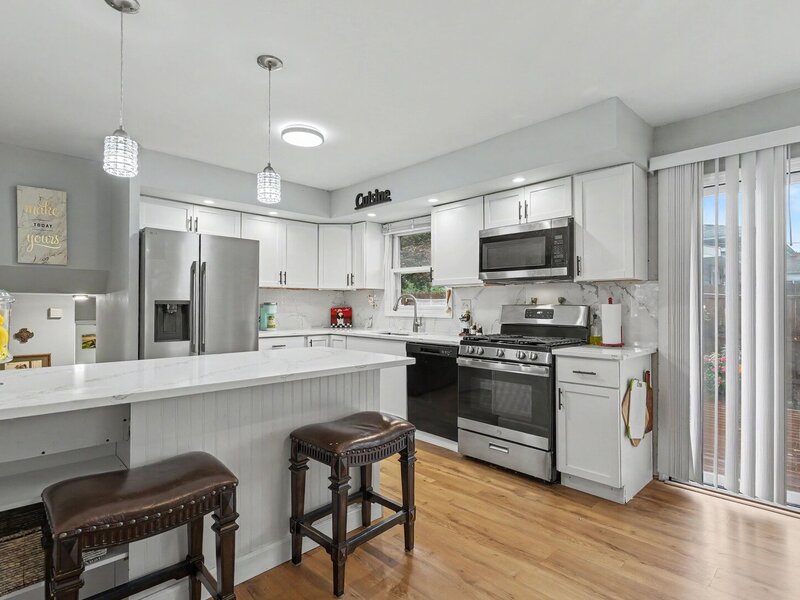 430 E Morse Avenue Bartlett IL 60103