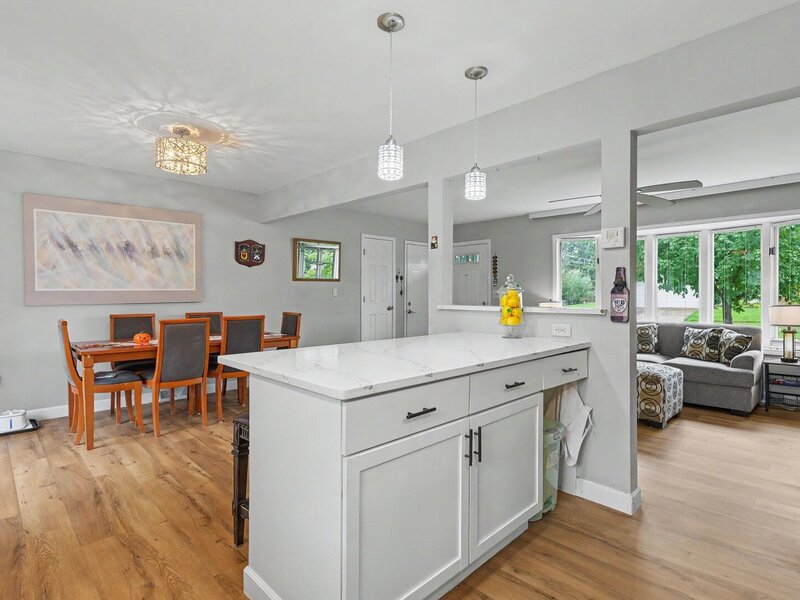 430 E Morse Avenue Bartlett IL 60103