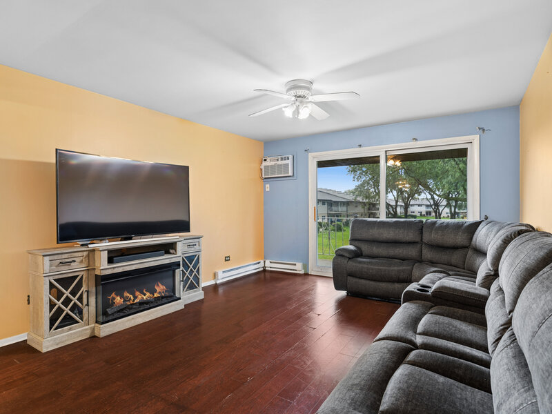 850 E Old Willow Road Prospect Heights IL 60070