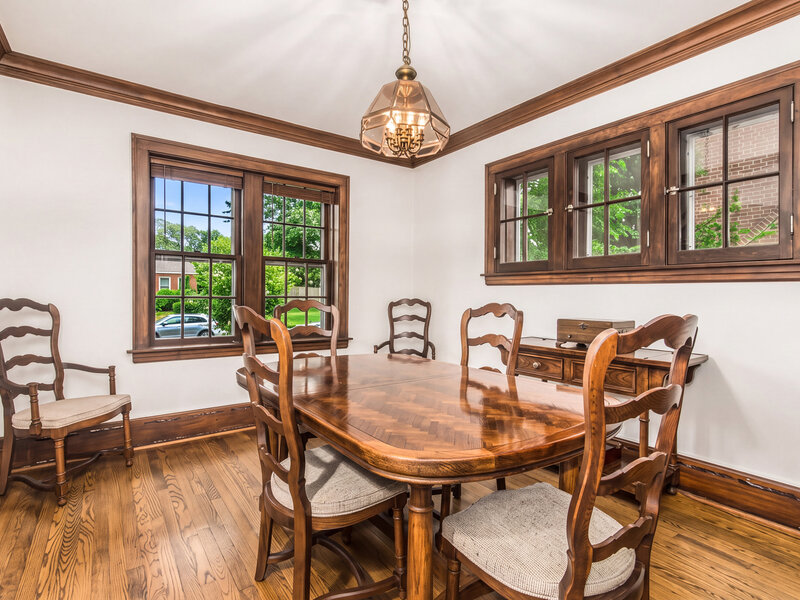 221 East Avenue Park Ridge IL 60068