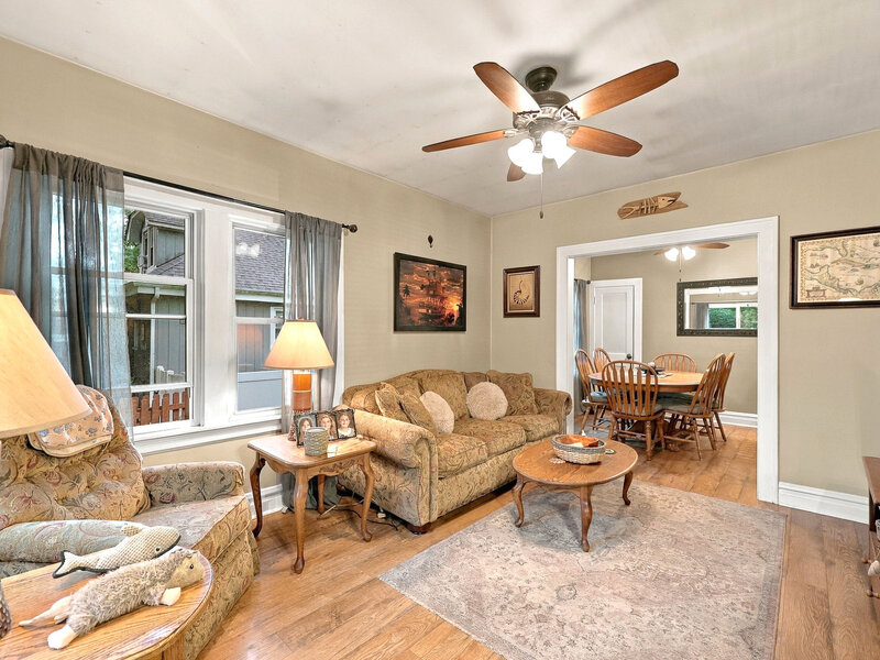 458 S Harvard Avenue Villa Park IL 60181