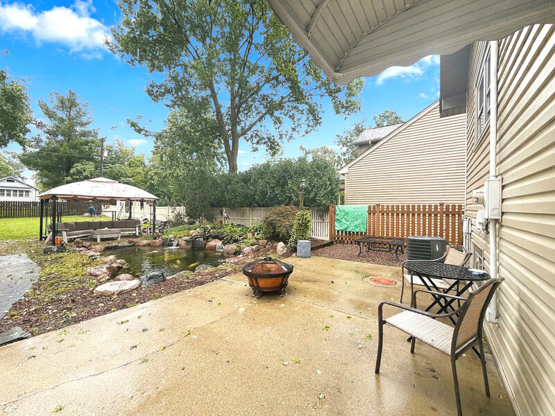 458 S Harvard Avenue Villa Park IL 60181