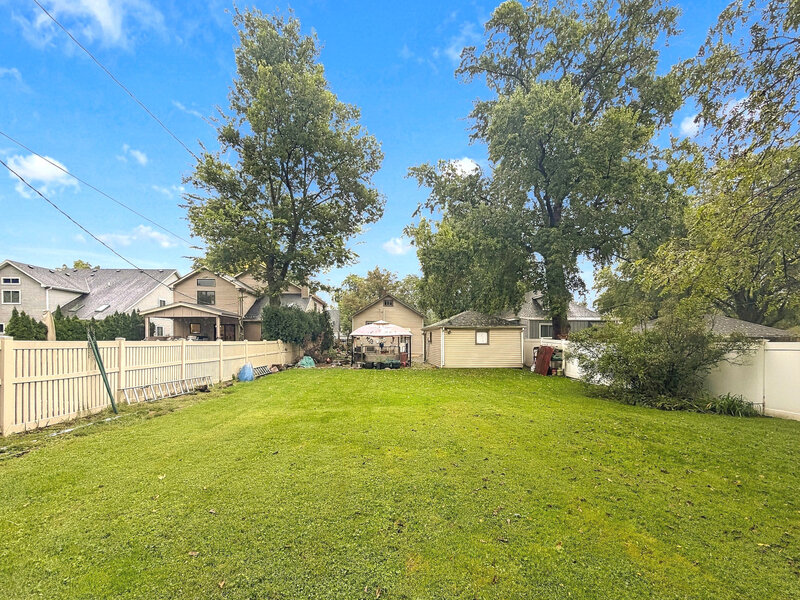 458 S Harvard Avenue Villa Park IL 60181