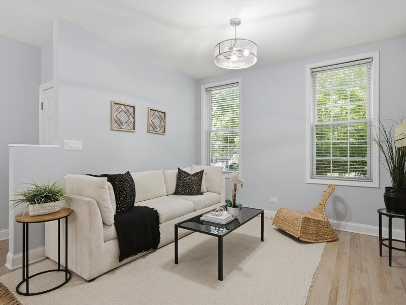 1457 W Fry Street Chicago IL 60642