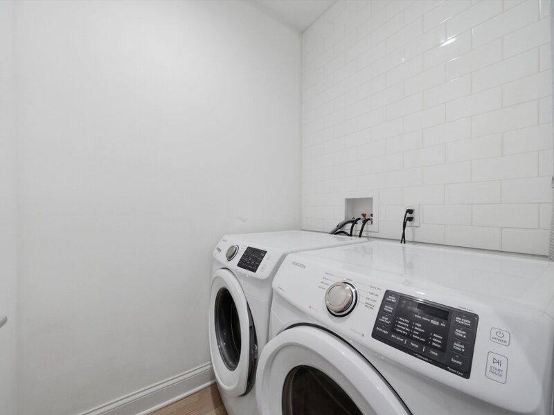 1457 W Fry Street Chicago IL 60642