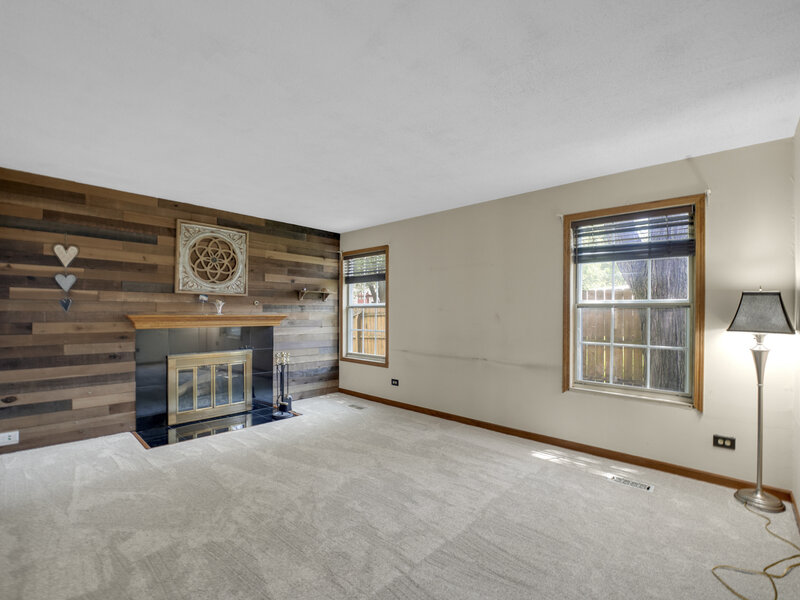 20547 S Frankfort Square Road Frankfort IL 60423