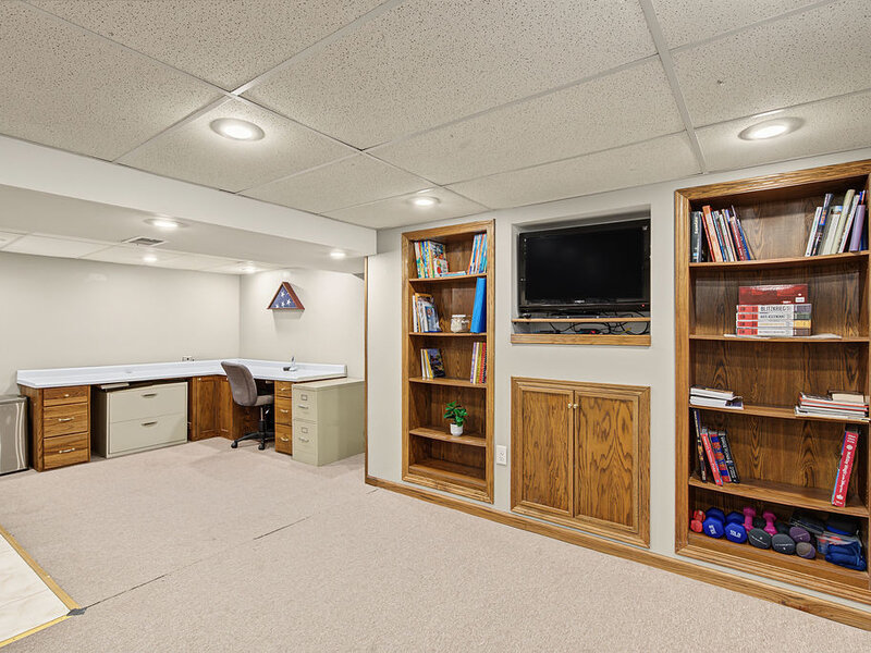 11629 S Avenue J Chicago IL 60617
