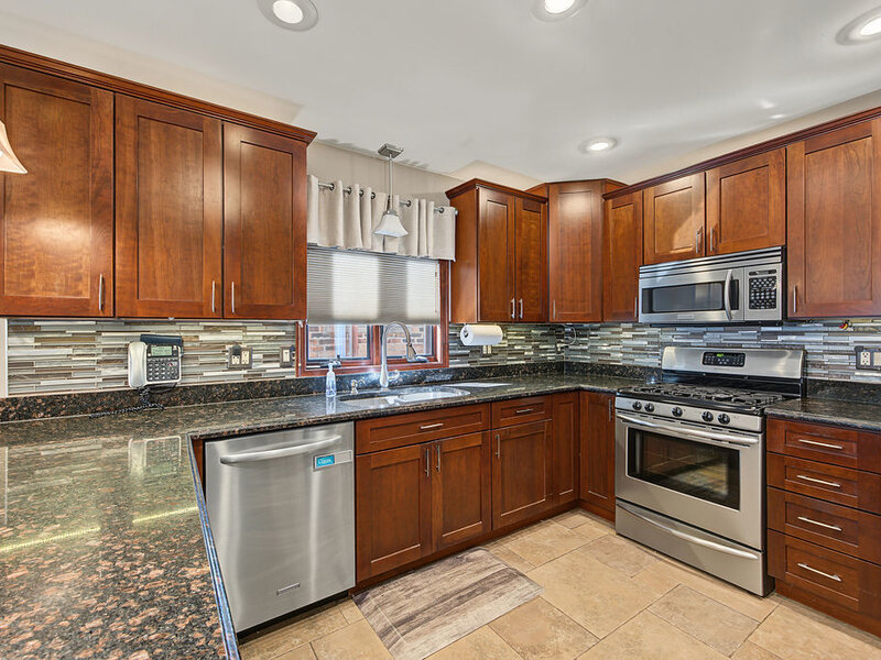 11629 S Avenue J Chicago IL 60617
