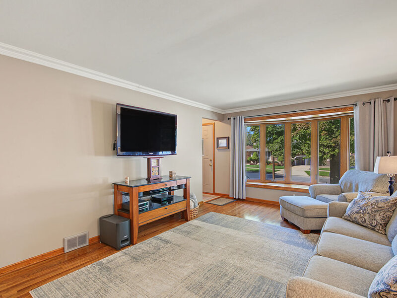 11629 S Avenue J Chicago IL 60617