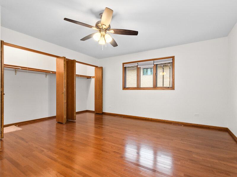 8316 Ashley Lane Tinley Park IL 60477
